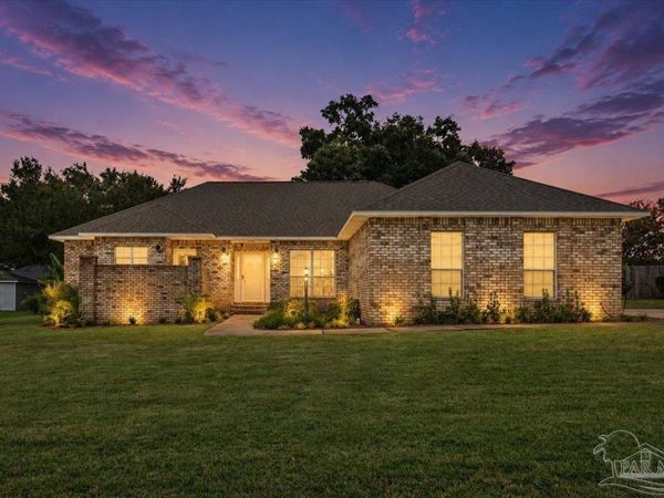 3288 Copper Ridge Cir, Cantonment, FL 32533