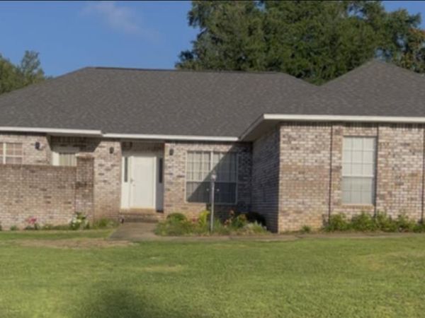 3288 Copper Ridge Cir, Cantonment, FL 32533