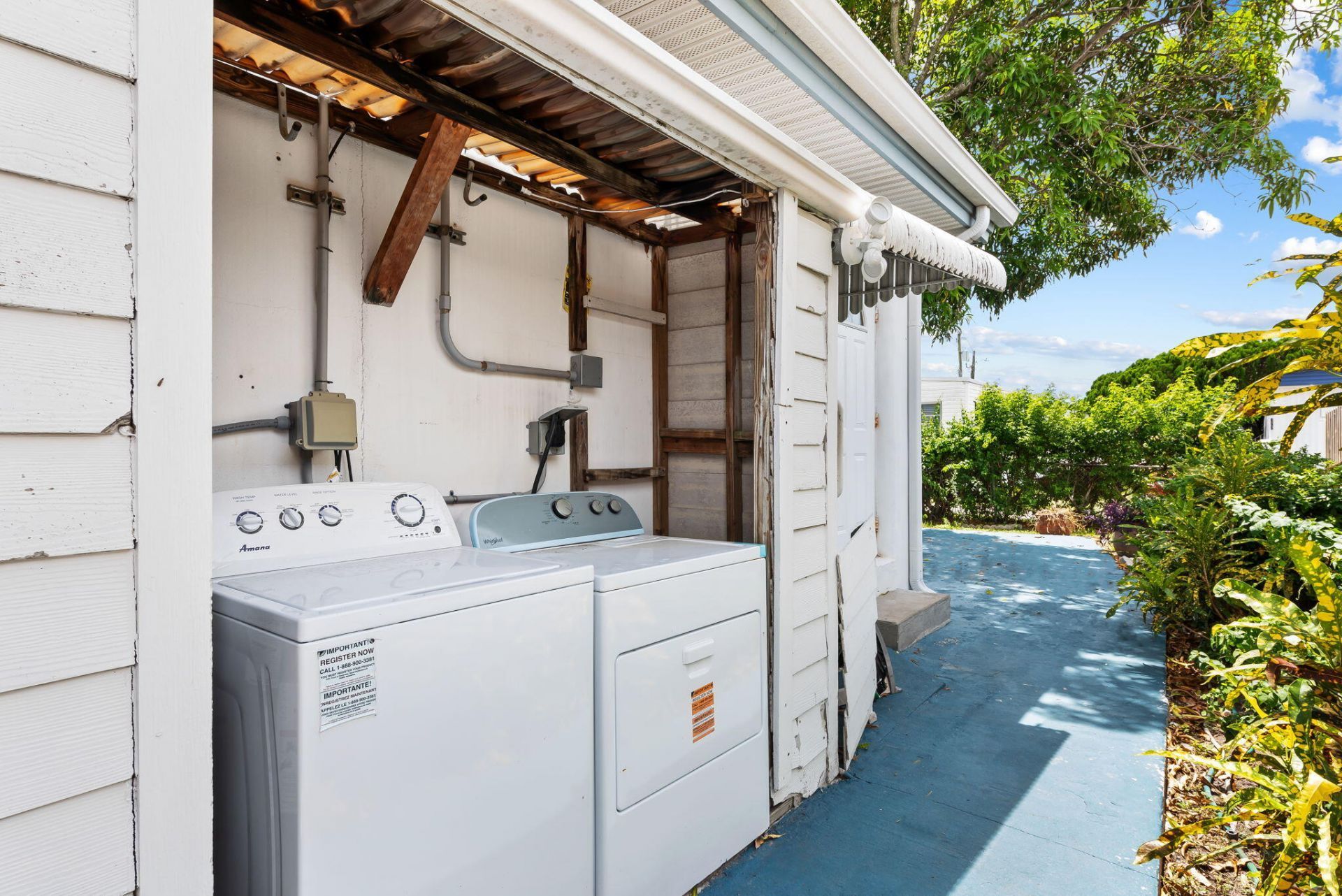 310 NE 6th Street, Unit 1-3, Hallandale Beach, FL 33009 Photo