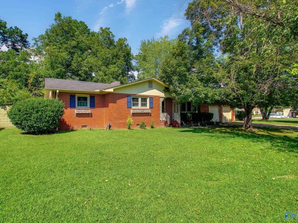 402 Bradley Street SW, Decatur, AL 35601