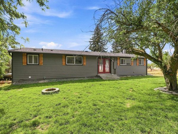 41917 N Sherman Rd, Deer Park, WA 99006