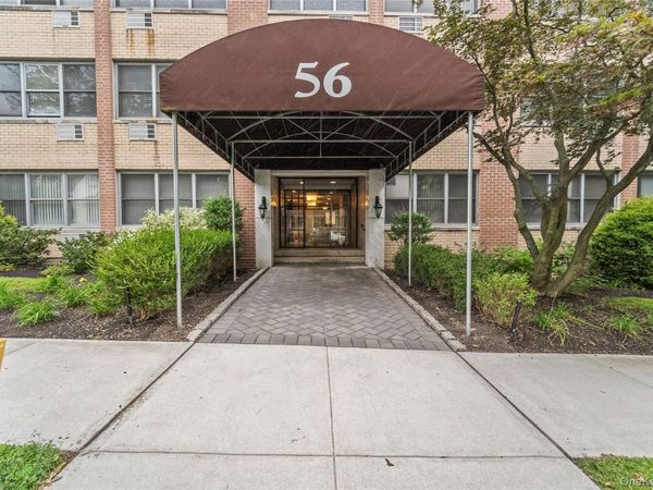 56 Doyer Avenue, Unit 2C, White Plains, NY 10605