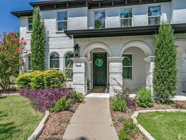 2301 Queen Morgan Lane, Lewisville, TX 75056