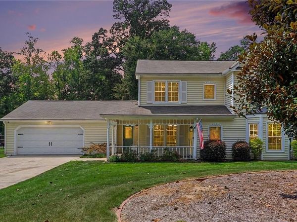 111 Edgewater Way, Peachtree City, GA 30269