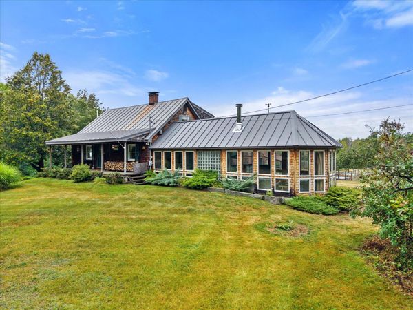 137 Avenue Road Extension , Exeter, ME 04435