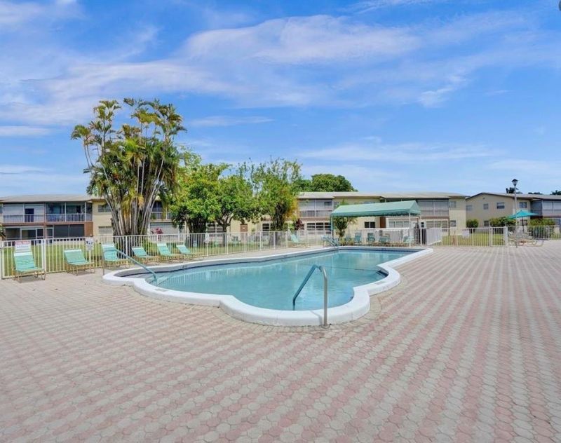 7505 NW 5th Place, Unit 203, Margate, FL 33063 Photo