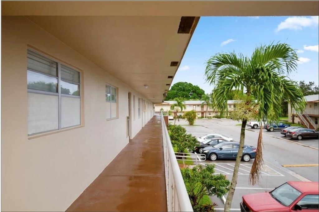 7505 NW 5th Place, Unit 203, Margate, FL 33063 Photo
