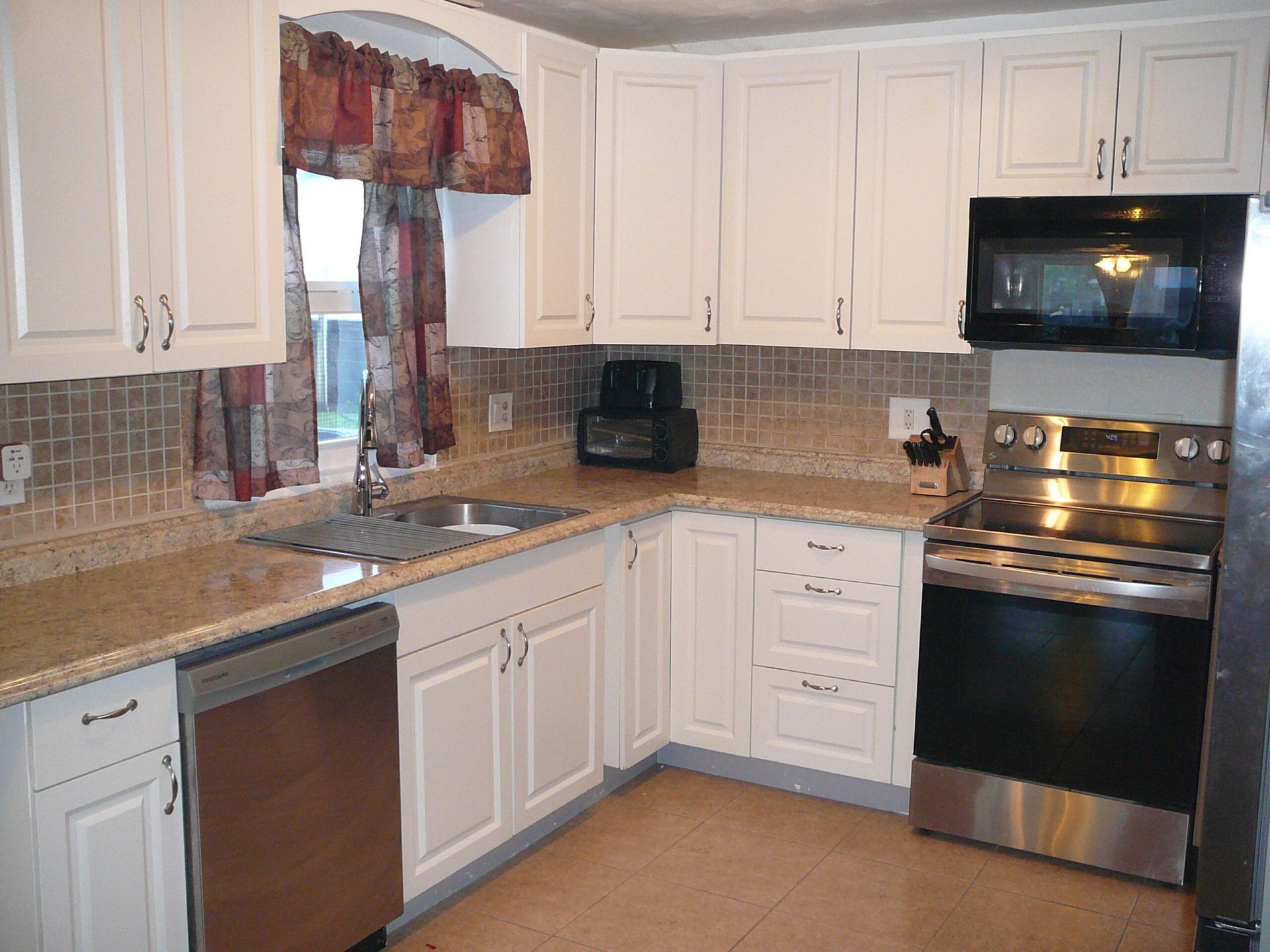 2100 W Esplanade, Fort Pierce, FL 34982 Photo