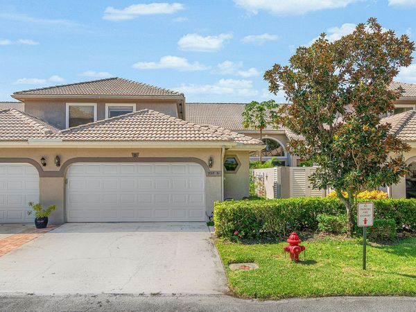 5315 Monterey Circle, Unit D, Delray Beach, FL 33484