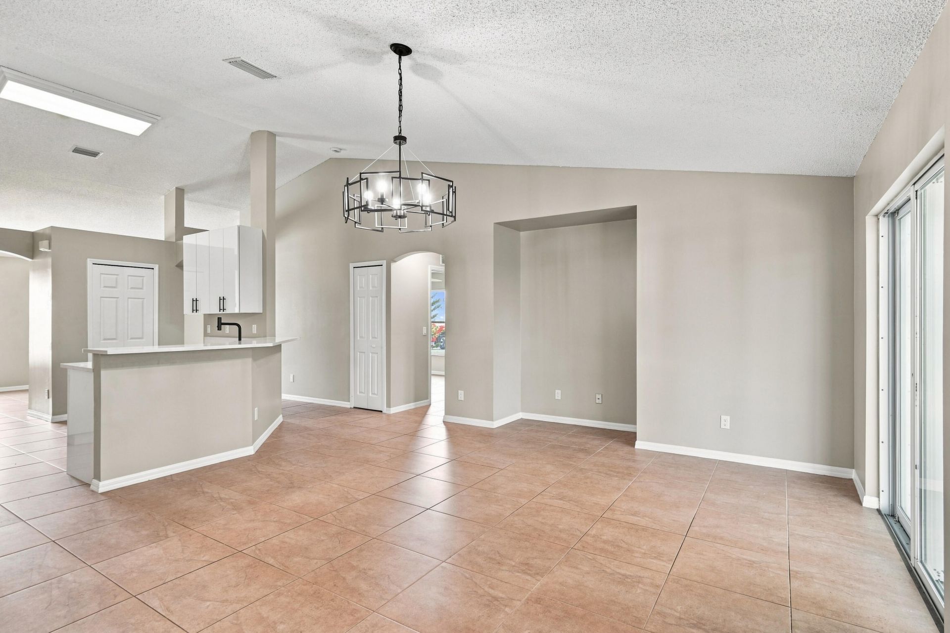 820 SW Jennifer Terrace, Port Saint Lucie, FL 34953 Photo