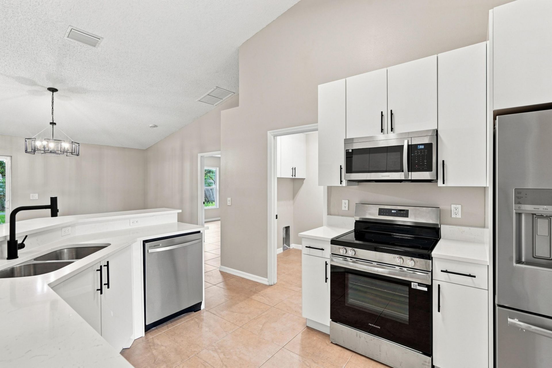 820 SW Jennifer Terrace, Port Saint Lucie, FL 34953 Photo
