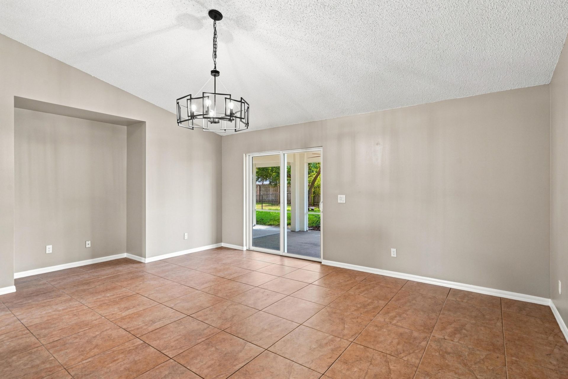 820 SW Jennifer Terrace, Port Saint Lucie, FL 34953 Photo