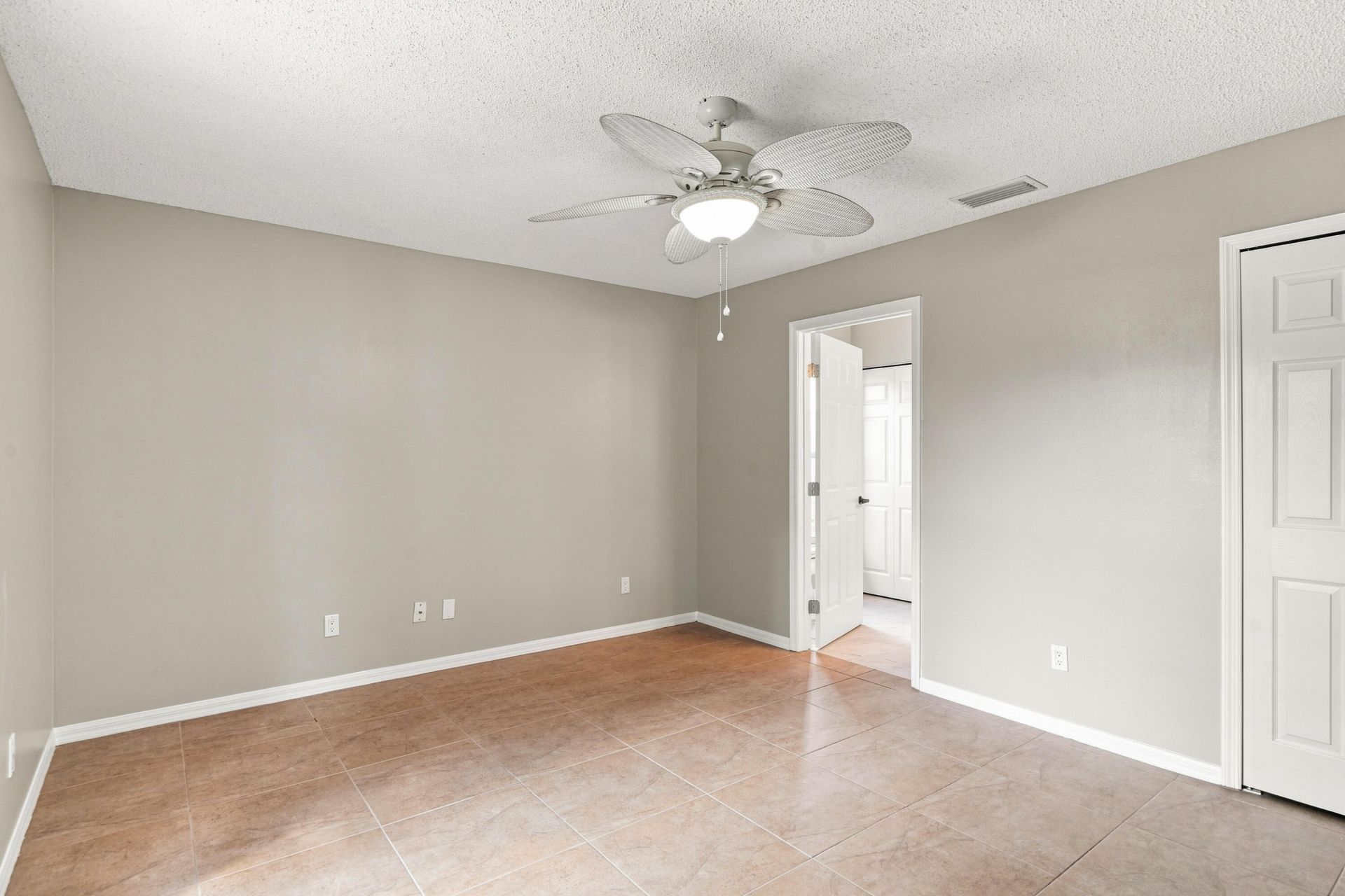 820 SW Jennifer Terrace, Port Saint Lucie, FL 34953 Photo