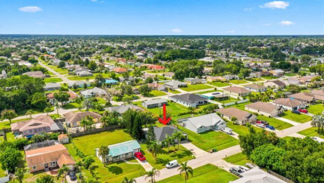 820 SW Jennifer Terrace, Port Saint Lucie, FL 34953 Photo