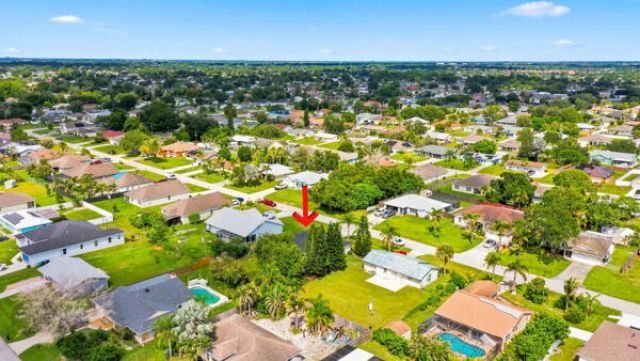 820 SW Jennifer Terrace, Port Saint Lucie, FL 34953 Photo