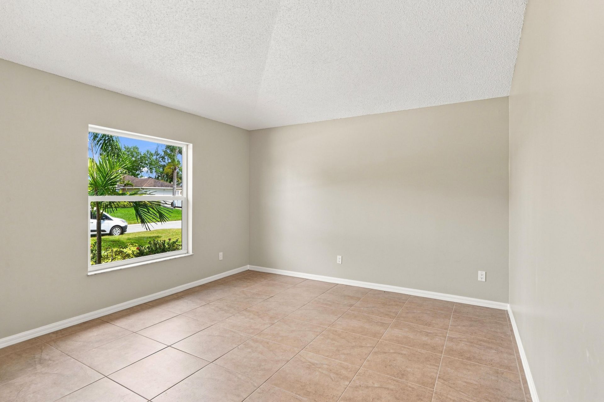 820 SW Jennifer Terrace, Port Saint Lucie, FL 34953 Photo