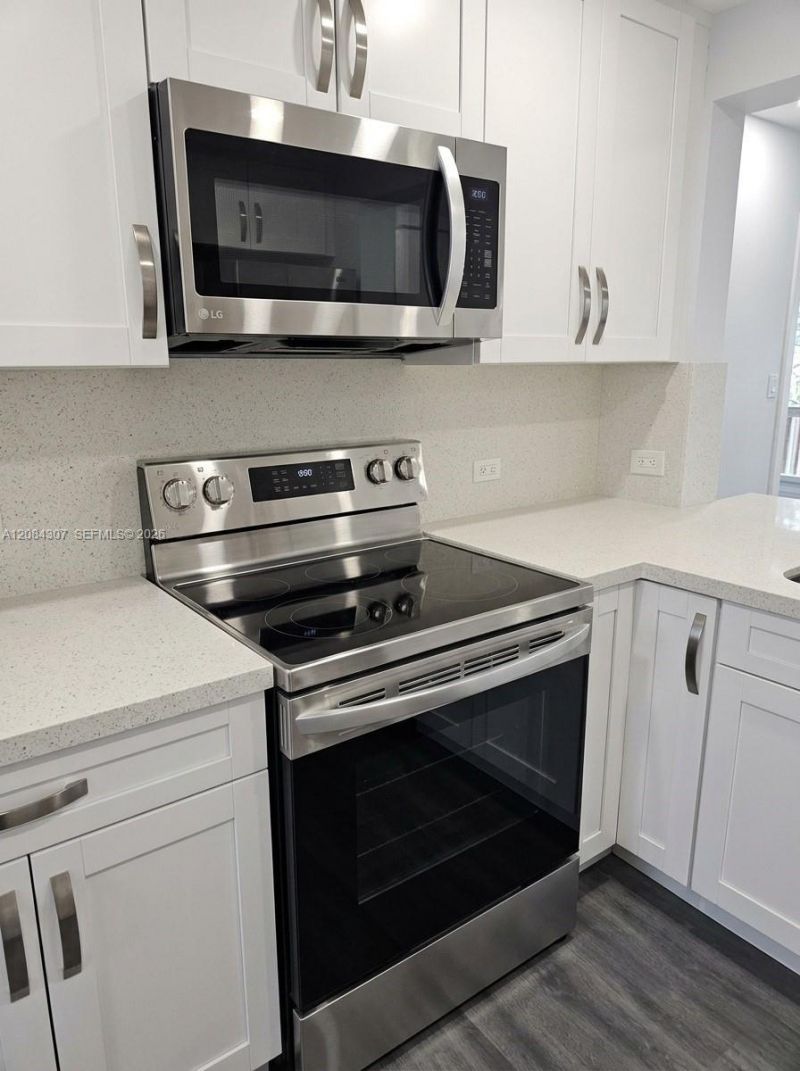 Please Call For Address, Unit 332, Miami, FL 33179 Photo