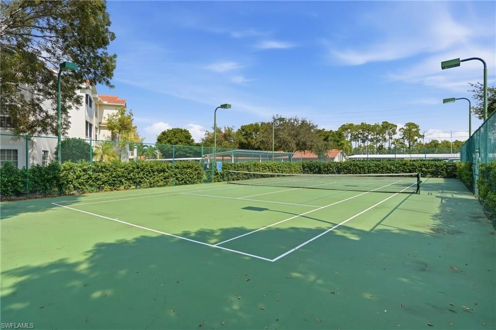 4670 Saint Croix Ln , Unit 627, Naples, FL 34109 Photo