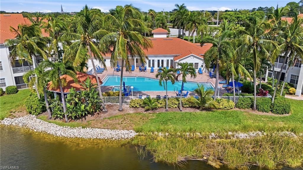 4670 Saint Croix Ln , Unit 627, Naples, FL 34109 Photo