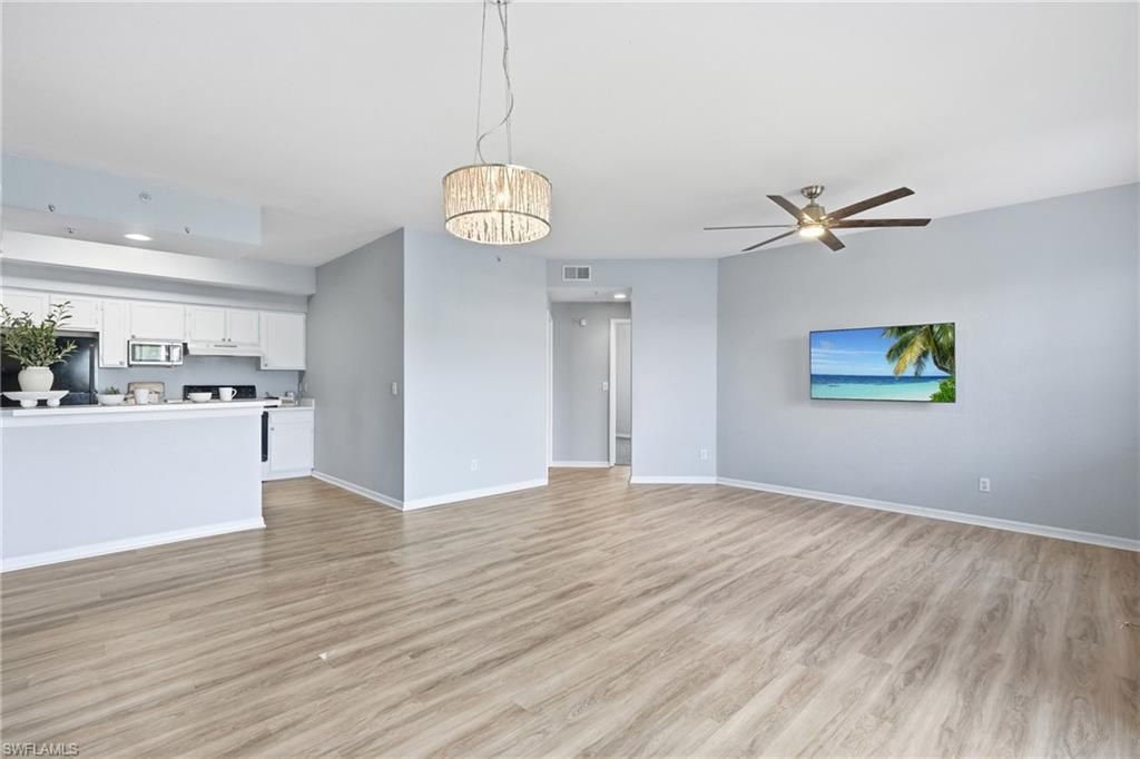 4670 Saint Croix Ln , Unit 627, Naples, FL 34109 Photo