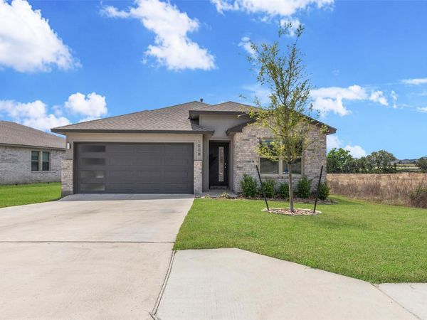 1008 Tipton ST , Georgetown, TX 78633