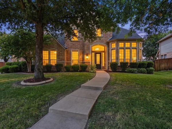 6769 Canal Court , Grand Prairie, TX 75054