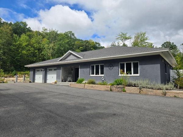 36 Rail Road, Alfred, ME 04002