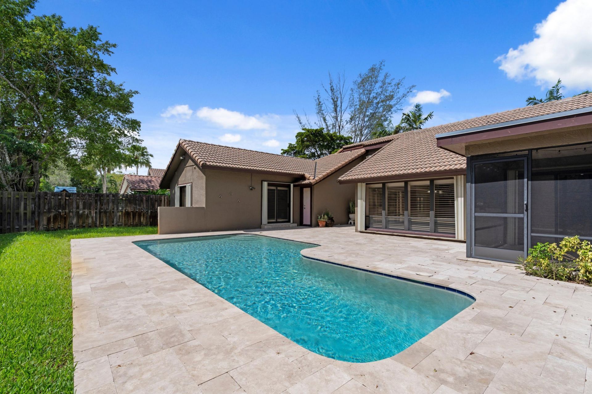197 NW 104th Avenue, Coral Springs, FL 33071 Photo