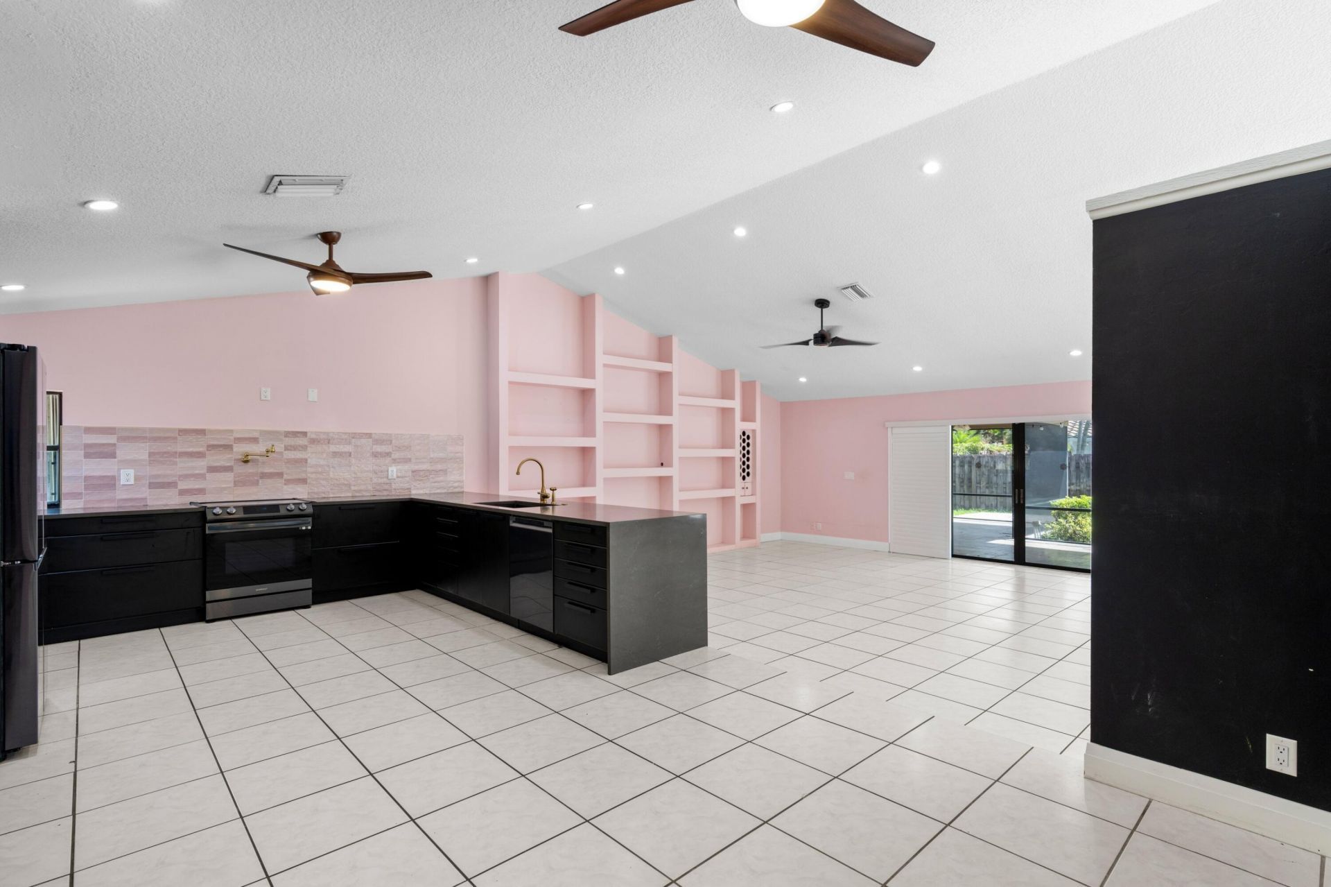 197 NW 104th Avenue, Coral Springs, FL 33071 Photo