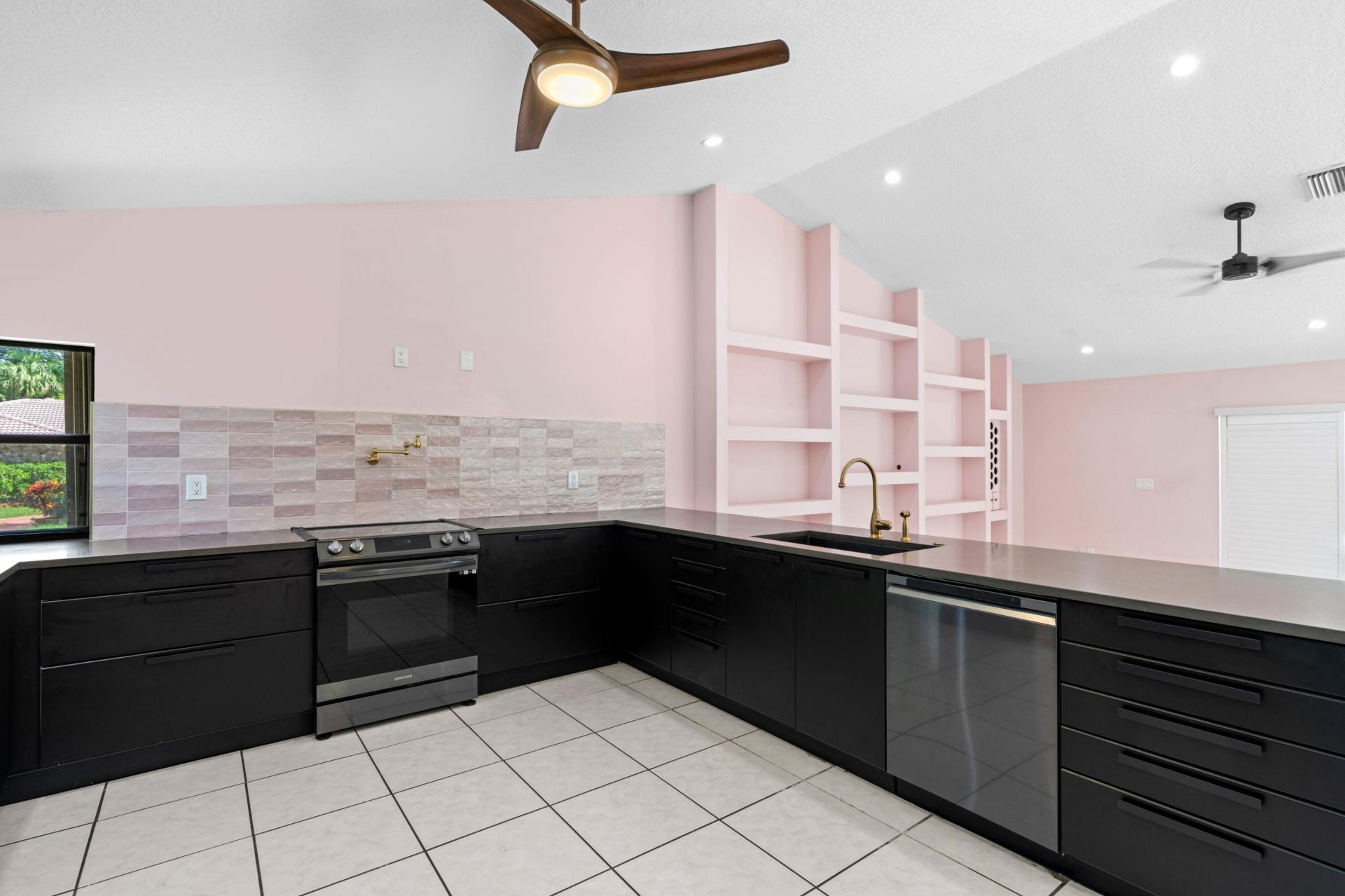 197 NW 104th Avenue, Coral Springs, FL 33071 Photo