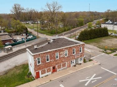 910 Monroe Street , Carleton Village, Mi 48117