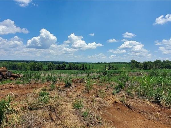 3641 US Highway 21, Hamptonville, NC 27020