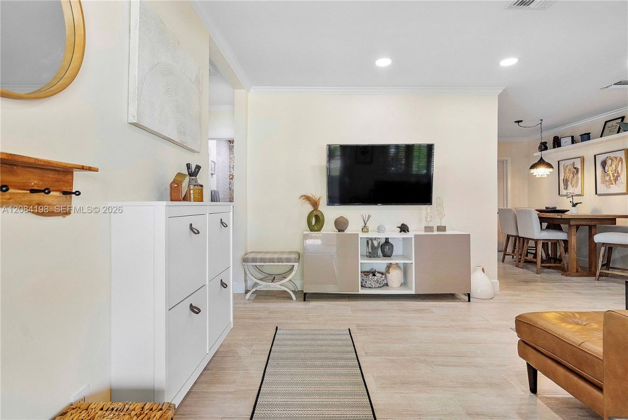 705 SW 8th Ave , Fort Lauderdale, FL 33315 Photo