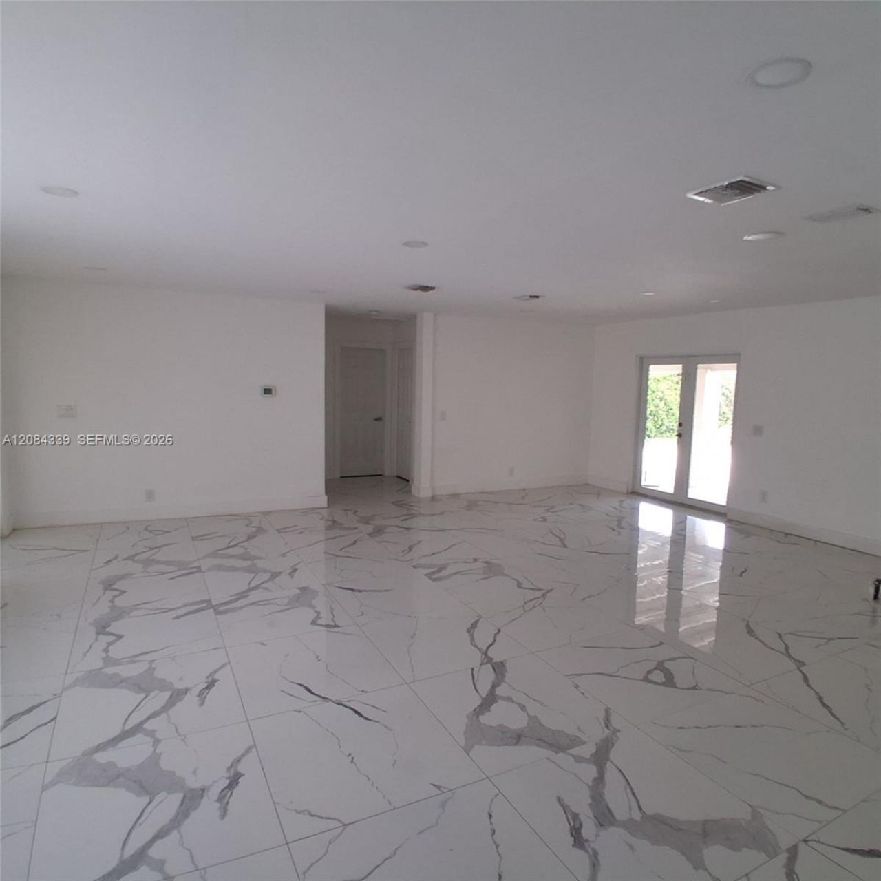 8240 SW 38th St , Miami, FL 33155 Photo