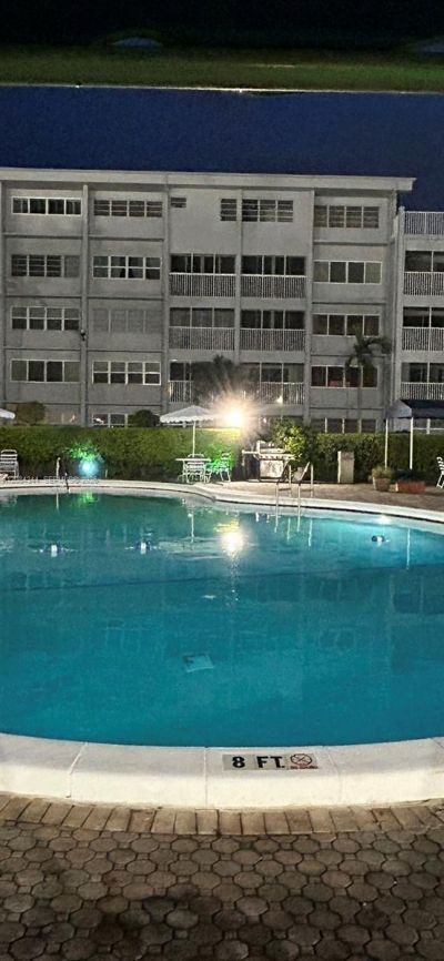 329 SE 3rd St , Unit 405T, Hallandale Beach, FL 33009 Photo
