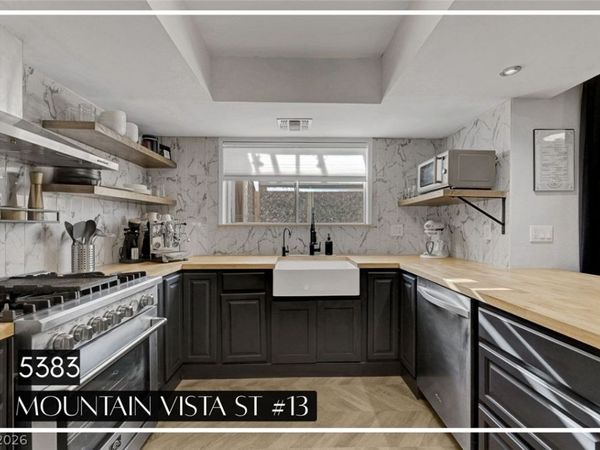 5383 Mountain Vista Street, Unit 13, Las Vegas, NV 89120