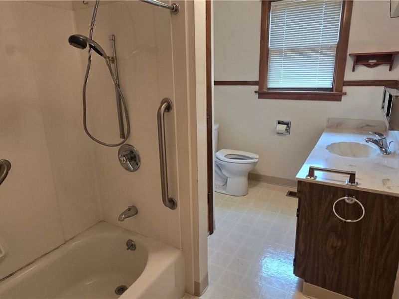 415 Liberty Street, Shreve, OH 44676 Photo 9