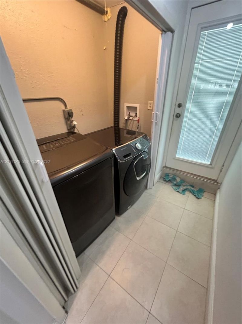 1843 NW 107th St , Miami, FL 33167 Photo