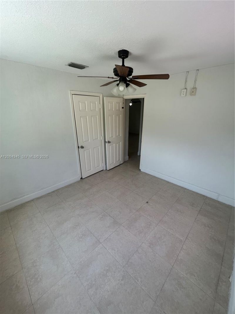 1843 NW 107th St , Miami, FL 33167 Photo