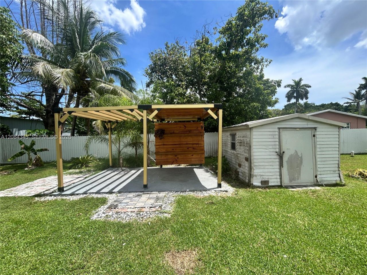 1843 NW 107th St , Miami, FL 33167 Photo