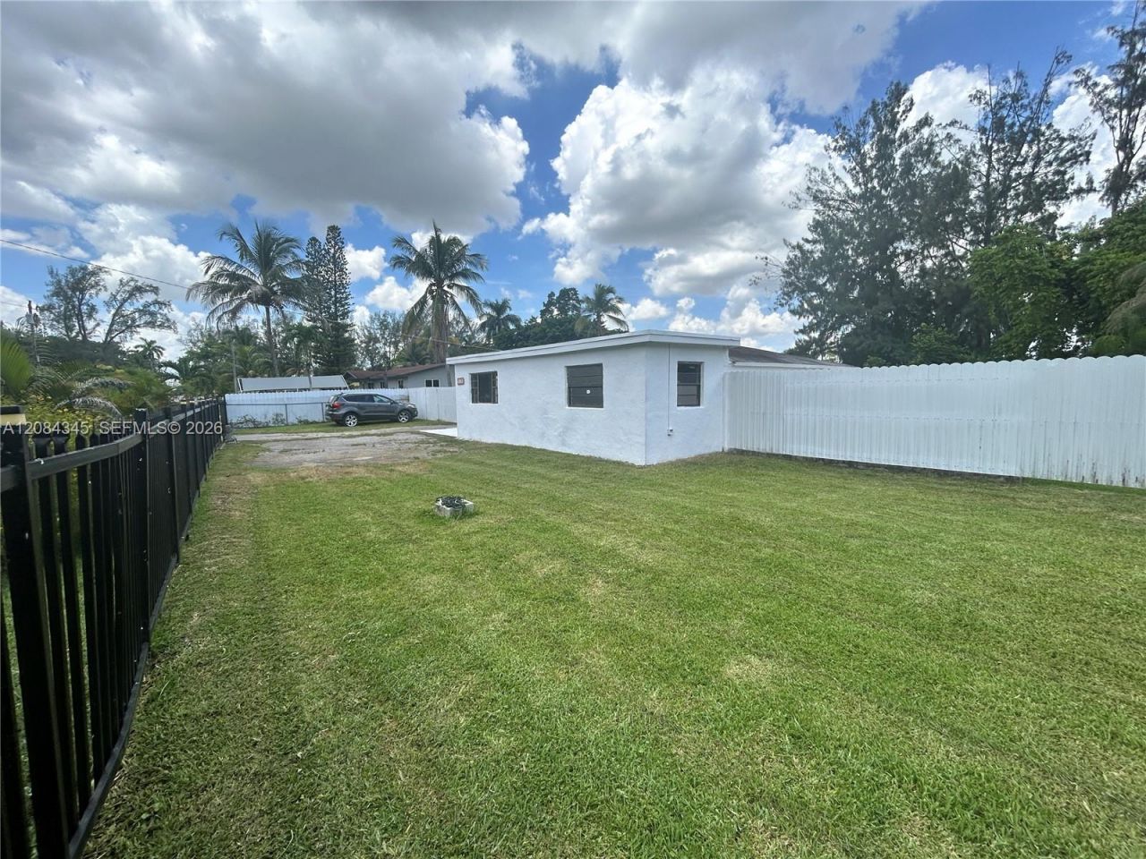 1843 NW 107th St , Miami, FL 33167 Photo