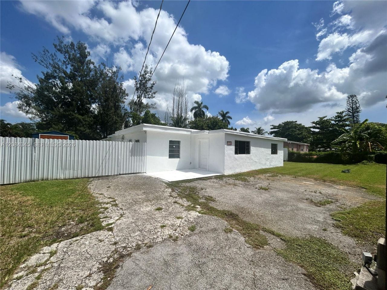 1843 NW 107th St , Miami, FL 33167 Photo