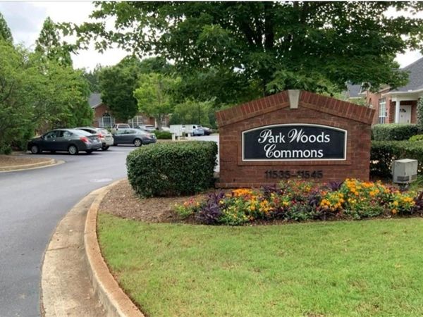 11535 Park Woods Circle , Unit E, Alpharetta, GA 30005