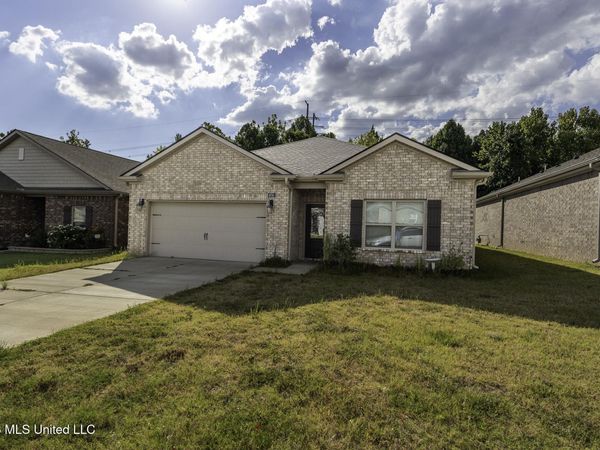 8781 Mary Frances Drive, Southaven, MS 38671