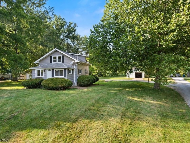 3071 Farmdale Road, Akron, OH 44312 Photo 2