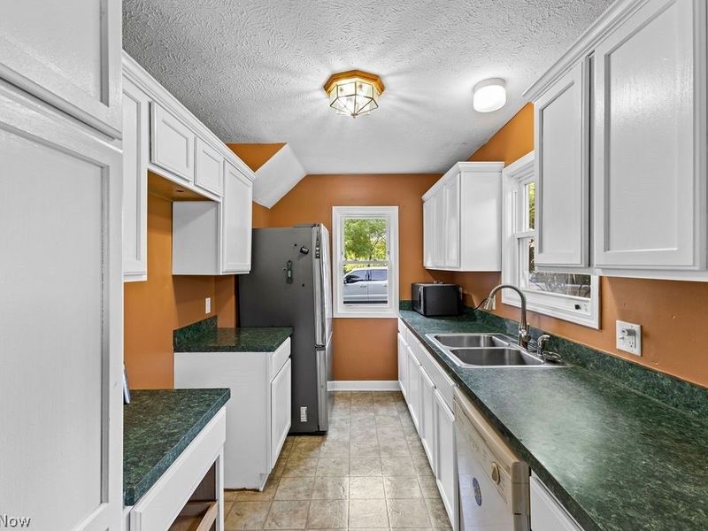 3071 Farmdale Road, Akron, OH 44312 Photo 23