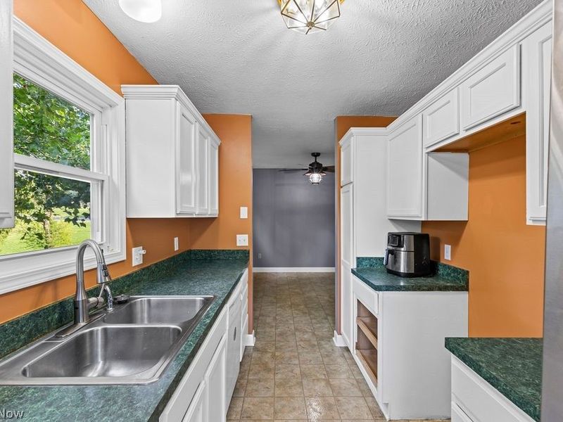 3071 Farmdale Road, Akron, OH 44312 Photo 24