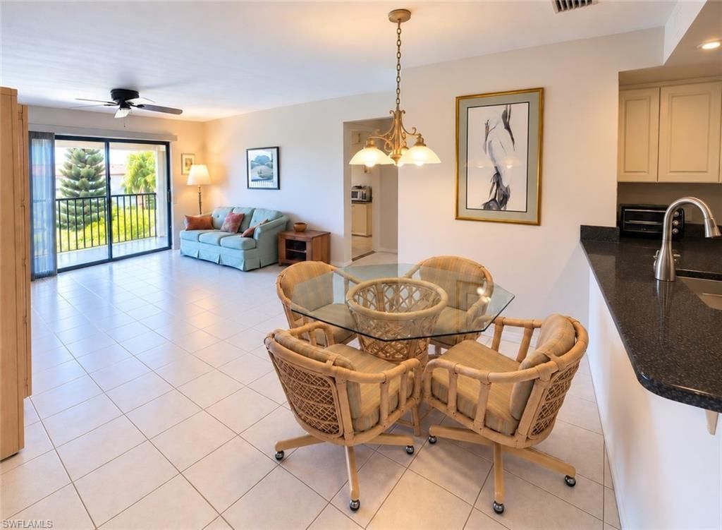 11220 Caravel Cir, Unit 308, Fort Myers, FL 33908 Photo
