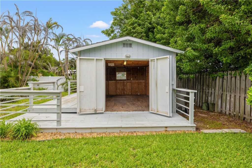 8131 135th Street, Sebastian, FL 32958 Photo