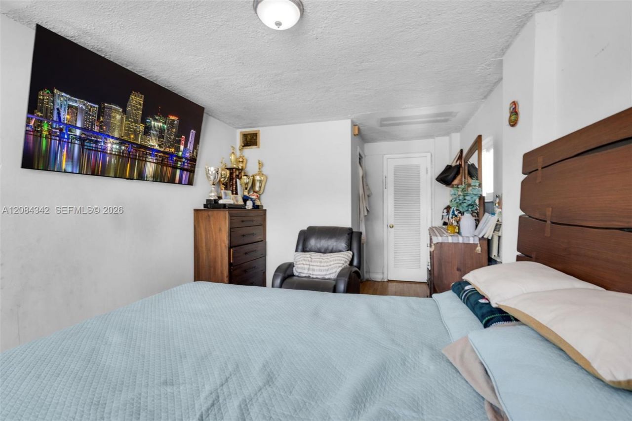 1116 Opa Locka Blvd , Miami, FL 33168 Photo